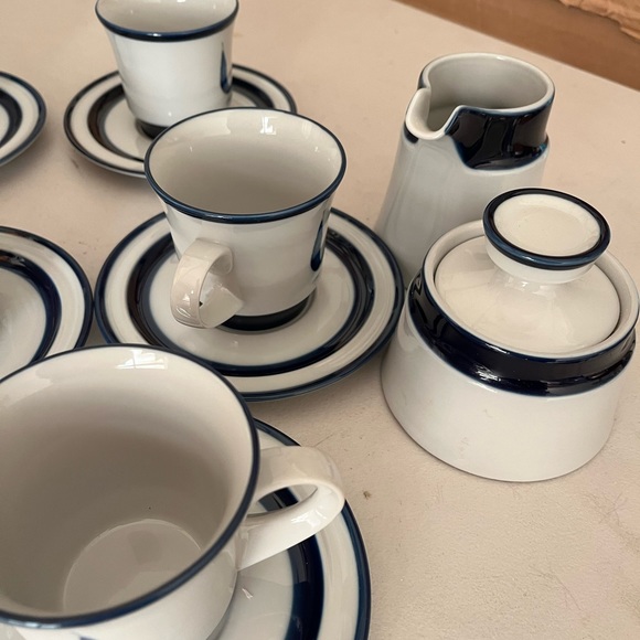 Noritake stoneware, 6 cups n saucers - Picture 5 of 5